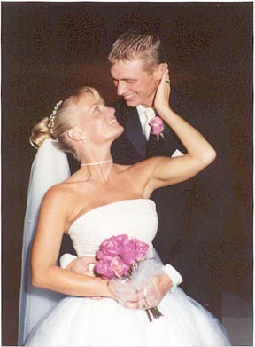 A bride and groom; Actual size=180 pixels wide